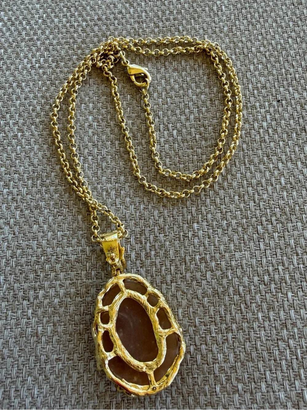 Peach Moonstone Pendant Necklace Madagascar Gold Tone 24” Chain
